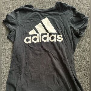 Adidas Tshirt